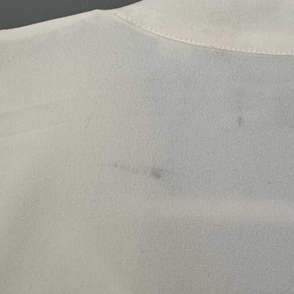 Tahari Ivory Pleated Blouse - nwt - Picture 6 of 9